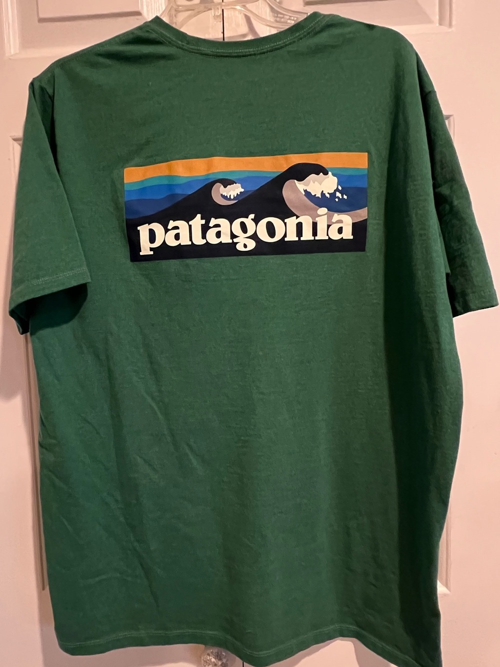 Patagonia💚 Men’s Green Logo , Short Sleeve T-Shirt